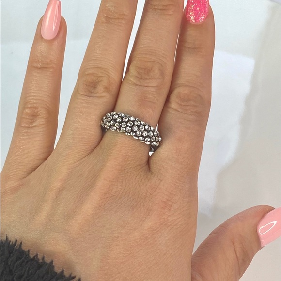 Acrylic Crystal Ring Embellished With Genuine“Crystal Stone Elements”New! - Picture 9 of 12